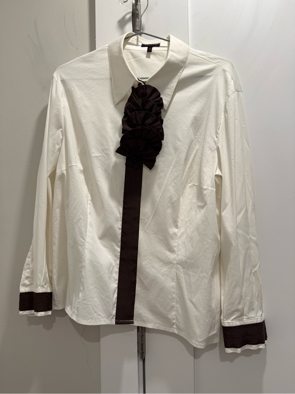 White Escada Long Sleeve Button Down Shirt,Cotton Brown Ruffle,Trim,Sleeve Sz 42